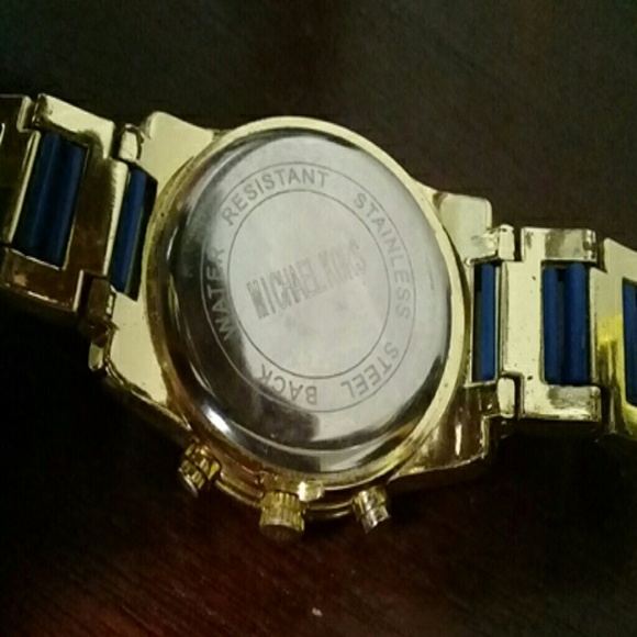 Watch - Picture 6 of 7